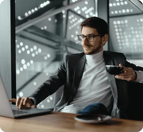 Learning diversification and risk management strategies